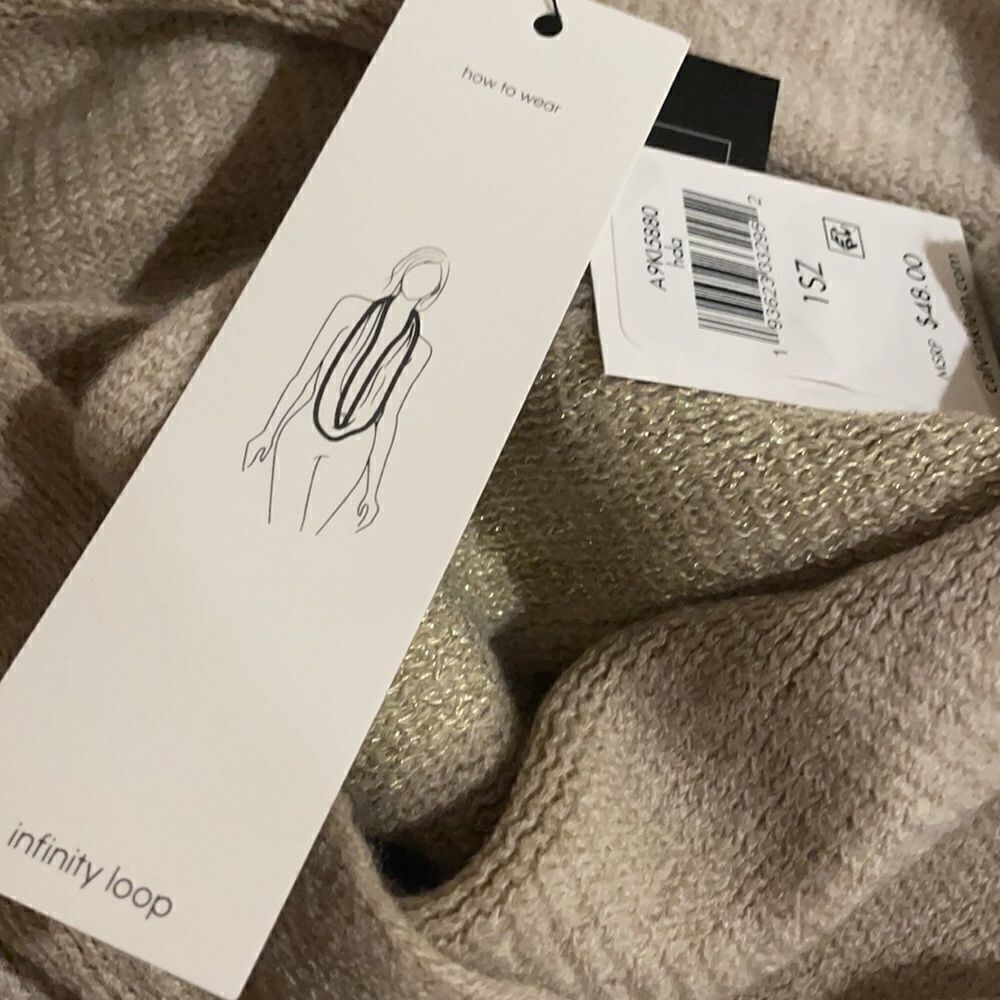 Calvin Klein Infinity Loop Scarf - Picture 4 of 6